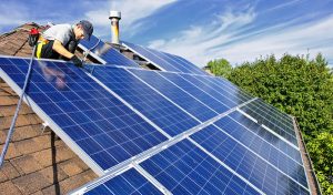 Service d'installation de photovoltaïque et tuiles photovoltaïques à Templemars